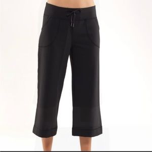 Lululemon Still Crop Black